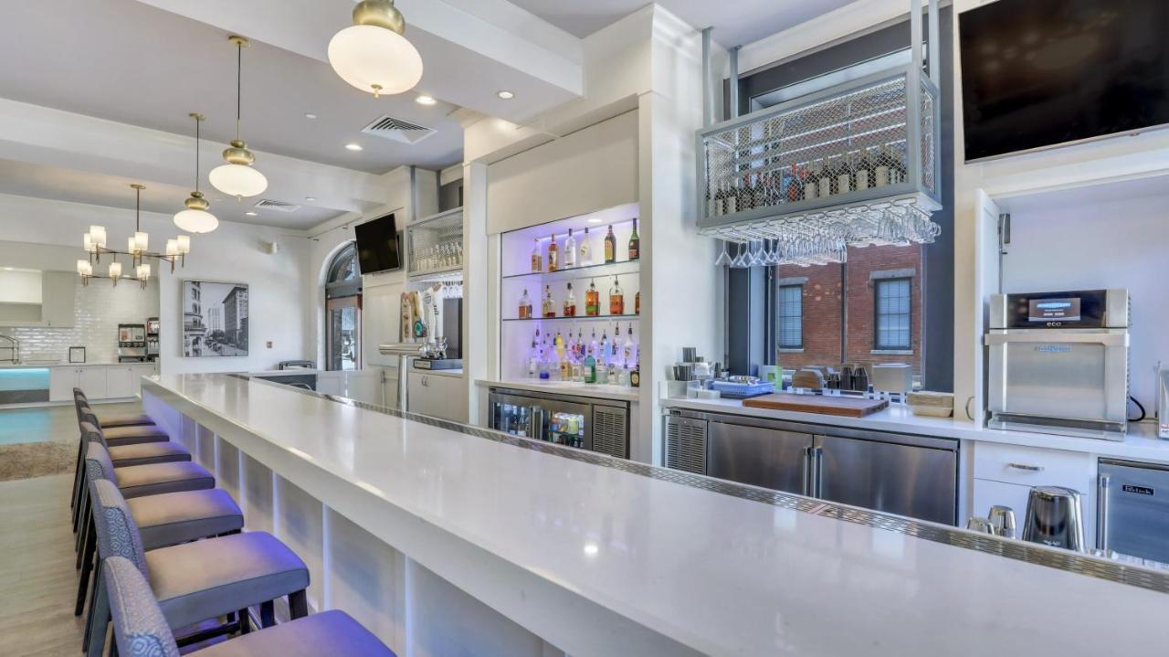 Staybridge Suites Savannah Historic District By Ihg Exterior foto