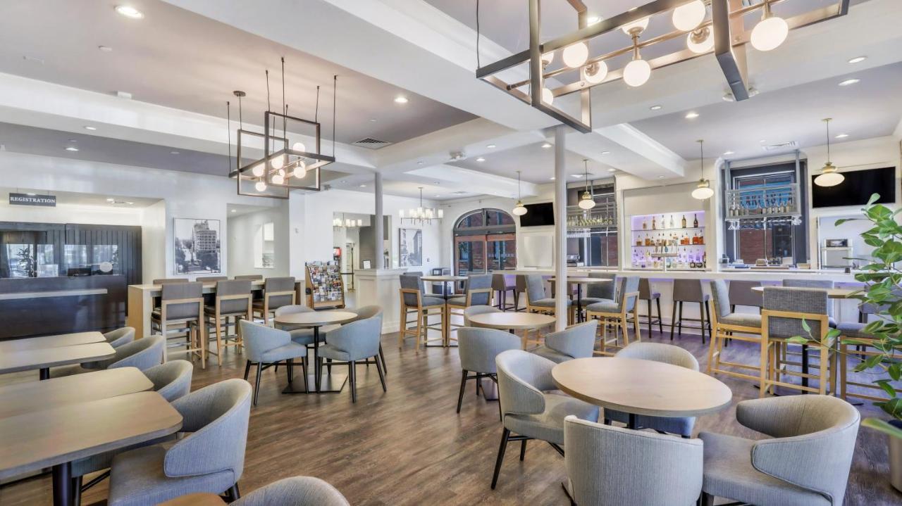 Staybridge Suites Savannah Historic District By Ihg Exterior foto