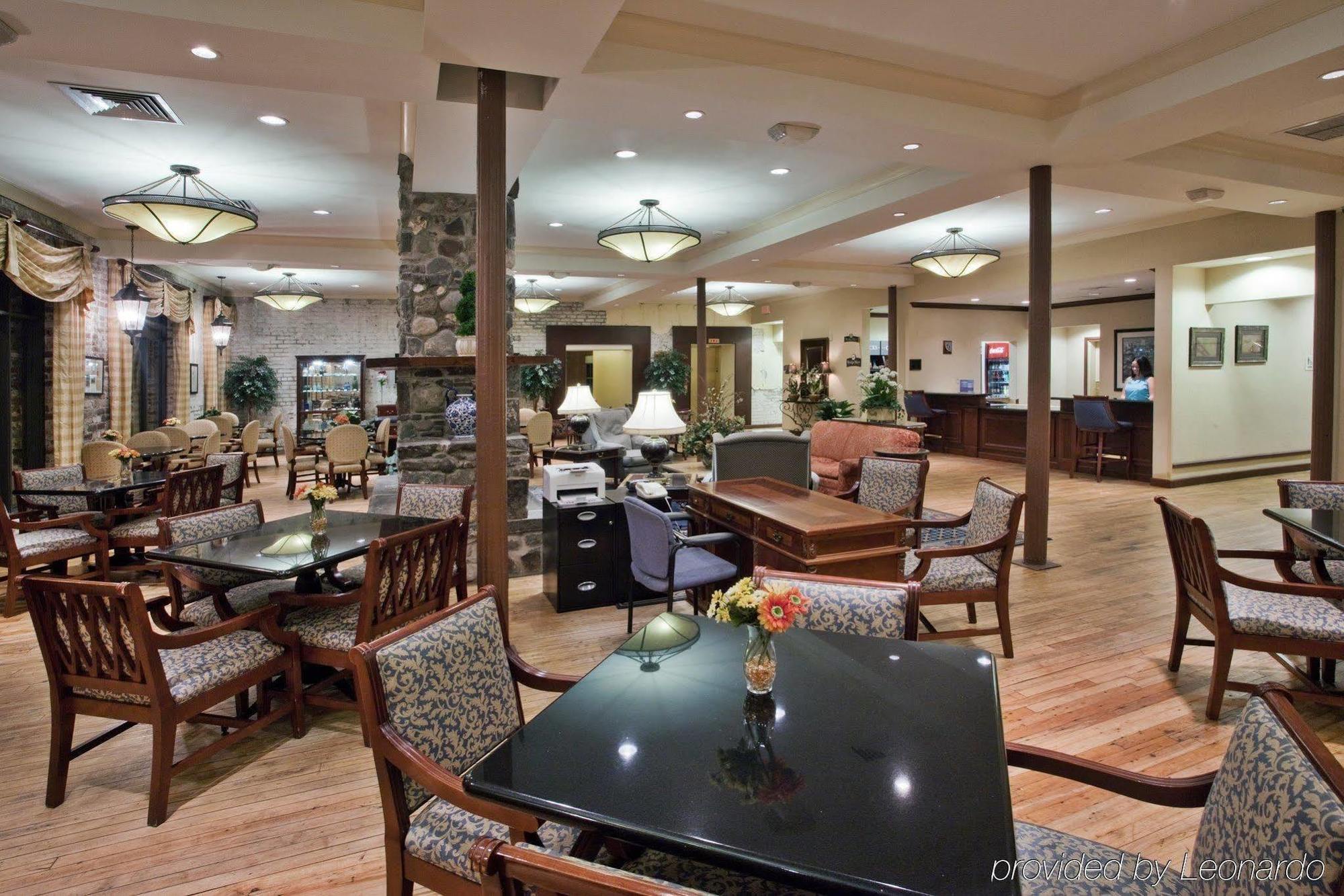 Staybridge Suites Savannah Historic District By Ihg Exterior foto