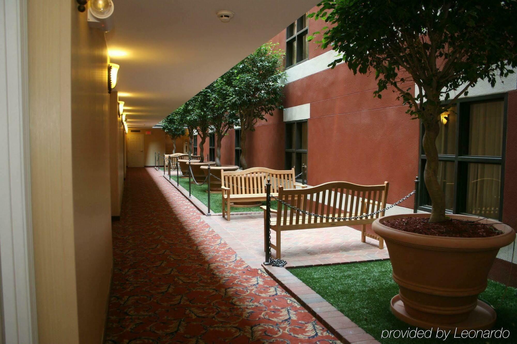 Staybridge Suites Savannah Historic District By Ihg Exterior foto